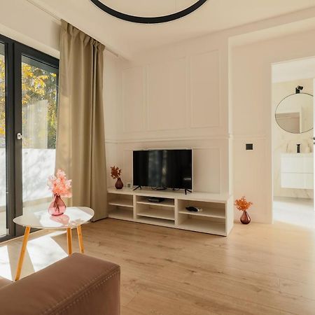 Aparthotel Nest Inn Meteor Клуж-Напока Экстерьер фото
