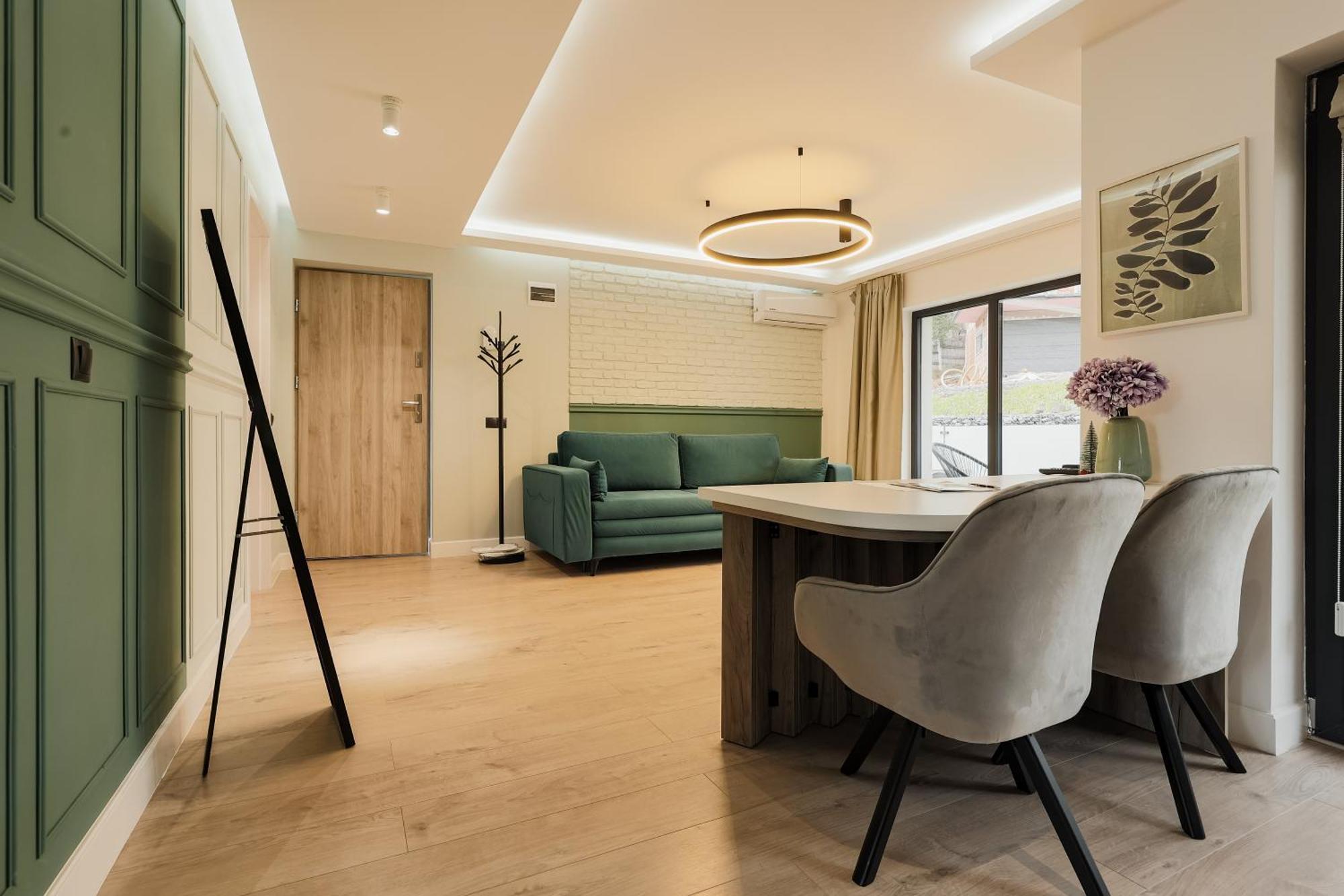 Aparthotel Nest Inn Meteor Клуж-Напока Экстерьер фото