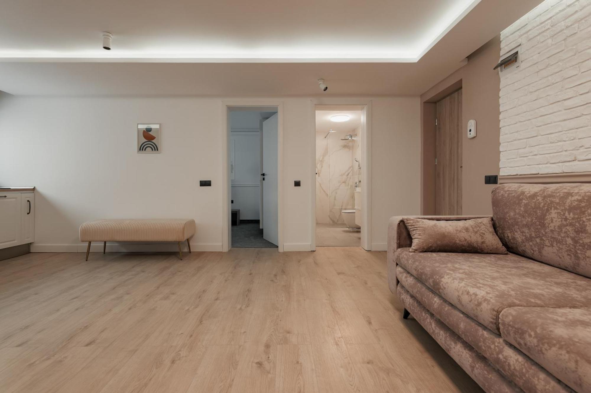 Aparthotel Nest Inn Meteor Клуж-Напока Экстерьер фото